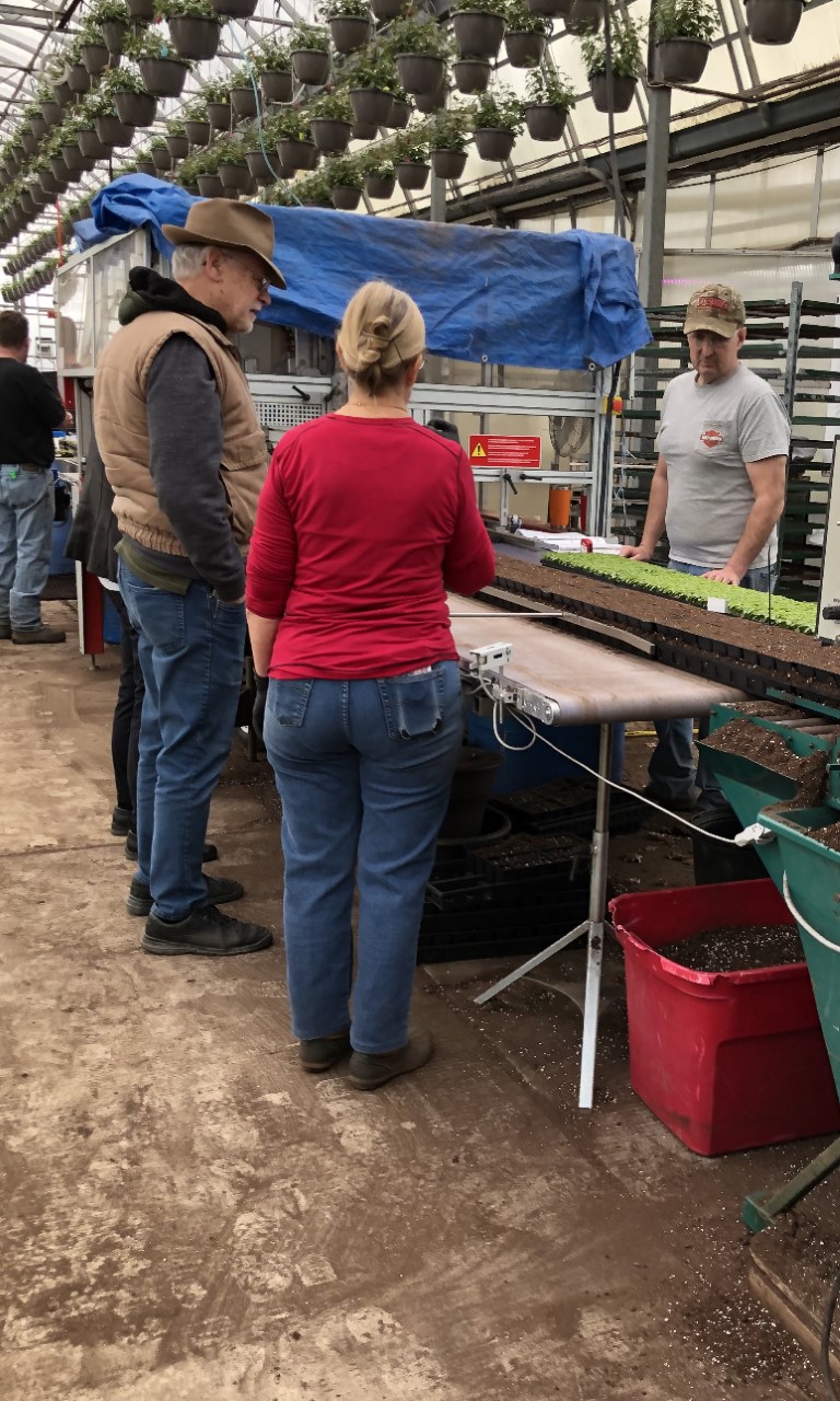 Bud ’n Bloom tours Barnes Greenhouses News, Sports, Jobs Observer Today